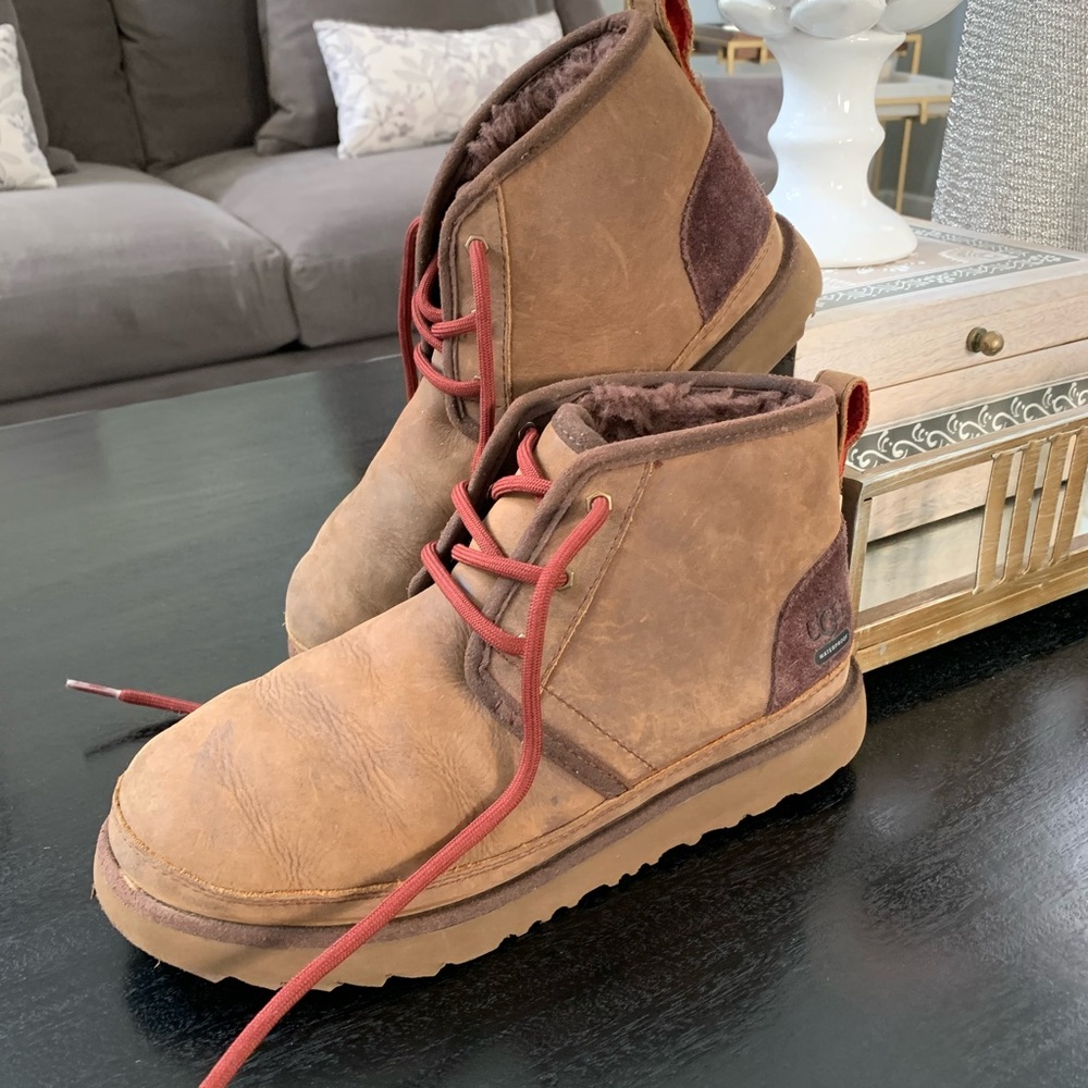 Ugg nuamel shoes sz 5 woman’s - Picture 2 of 5